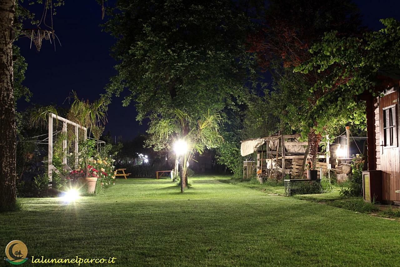 La Luna Nel Parco Bed & Breakfast